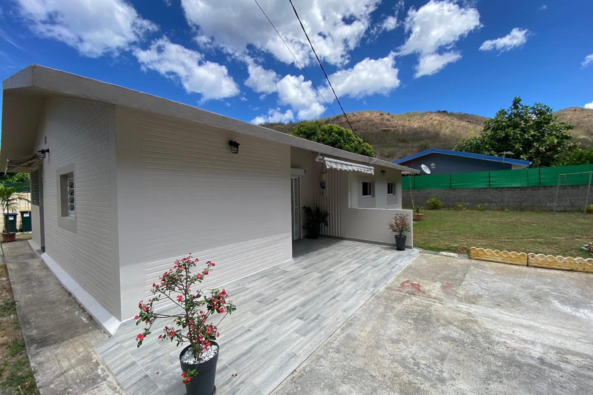 972M Beautiful Air-Conditioned Villa With Garden ル・カルベ エクステリア 写真